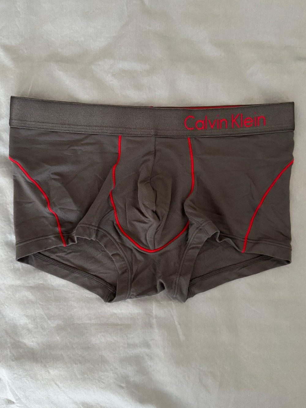 Calvin Klein Pro Stretch Reflex Low-Rise Trunks - Charcoal Grey - NWT - Small